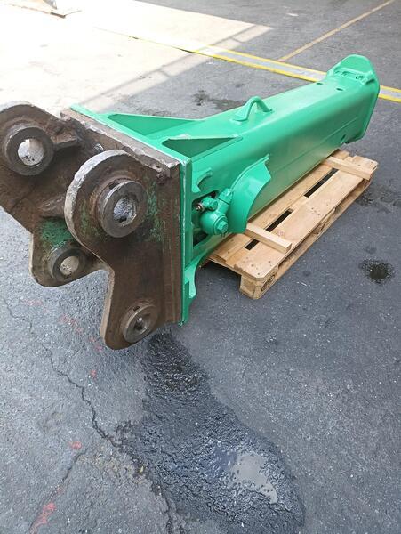 Montabert BRV32 (Variable) Hydraulic Breaker (Smart Tech)